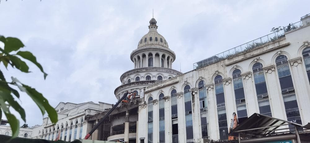 一代人的回忆：广州番禺地标丽江明珠酒店启动拆除