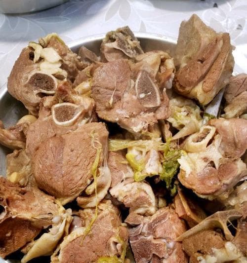 羊排烹饪全攻略：从选购到上桌的15个关键步骤
