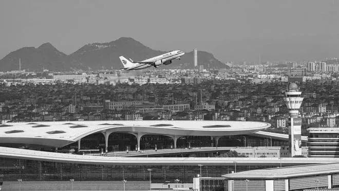 2024中国十大机场排名出炉，成都新机场榜上有名，广州遥遥领先