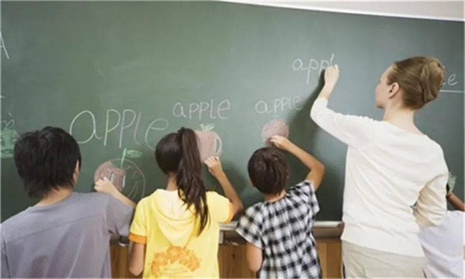 如何教孩子学英语？亲身经验分享给大家！