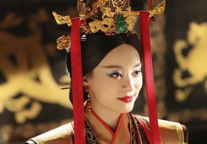 殷桃《芈月传》：实力派演员的演技魅力