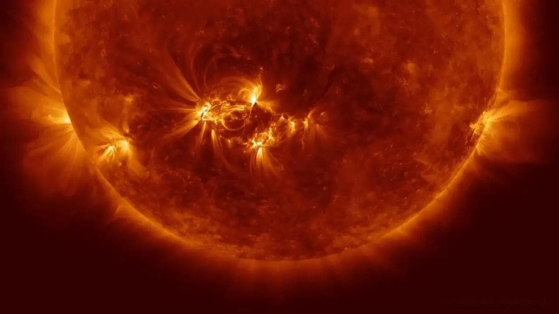 太阳：燃烧 46 亿年的超级核反应堆