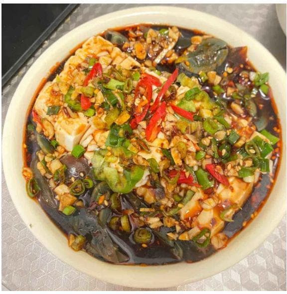 醉人皮蛋香，细腻豆腐味：绝妙搭配