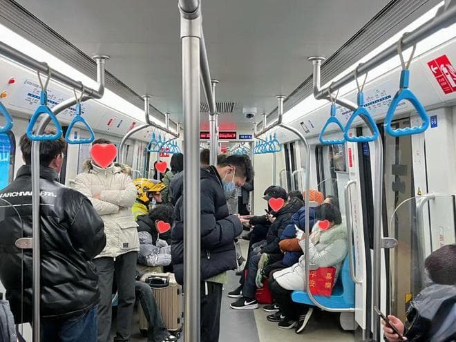M0345，出发！青岛地铁3号线永磁牵引列车载客运营