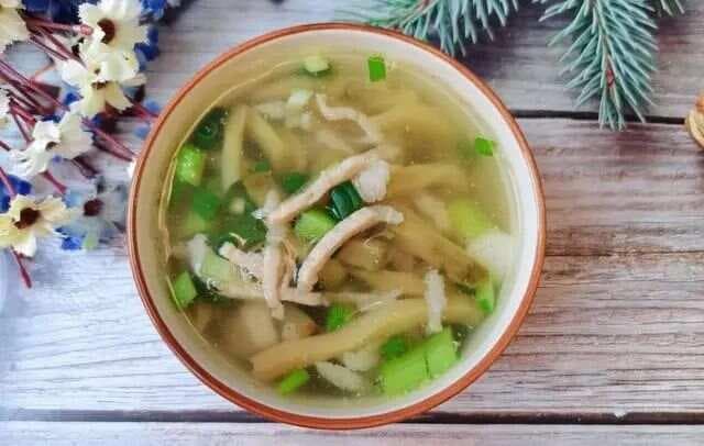 三招教你做出不腥不柴的美味肉丝汤