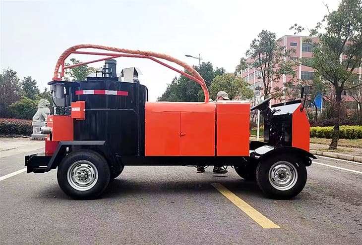 路面灌缝设备的工作原理是怎样的？