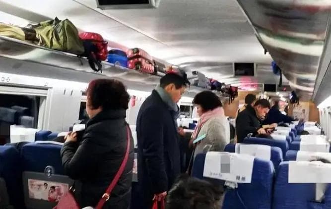 为什么动车组无座和二等座的票价是一样的