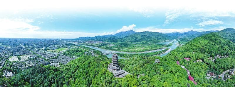 跟着四大名片、25条旅游风景道——开启安逸十足、魅力无限的“川派之旅”