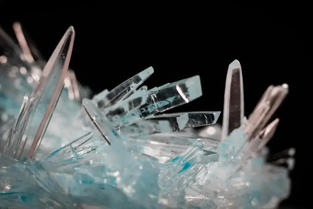 紫晶洞怎么摆放？完整教学，打造能量满满的家居空间