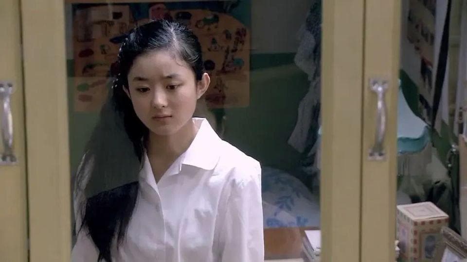赵丽颖凭《风吹半夏》获飞天奖，从横店龙套到视后