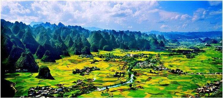 万峰成林处 诗画山水间