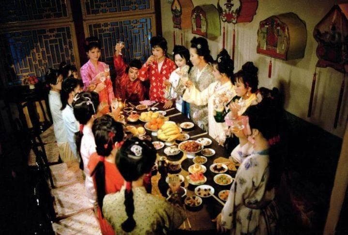 红楼梦里的生日祝福：从古风诗意到现代传承