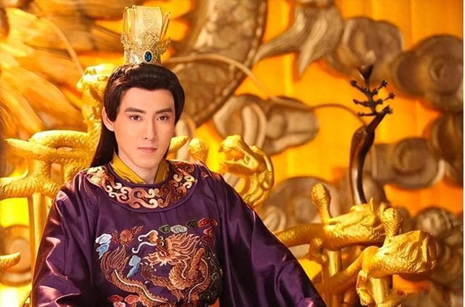 “靖难之役”使朱棣即位，他在位的永乐年间其内外经营政策如何？