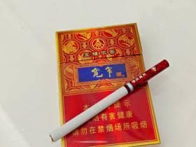 徽商石斛爆珠香烟深度评测：草本解压新体验能否颠覆传统烟草？