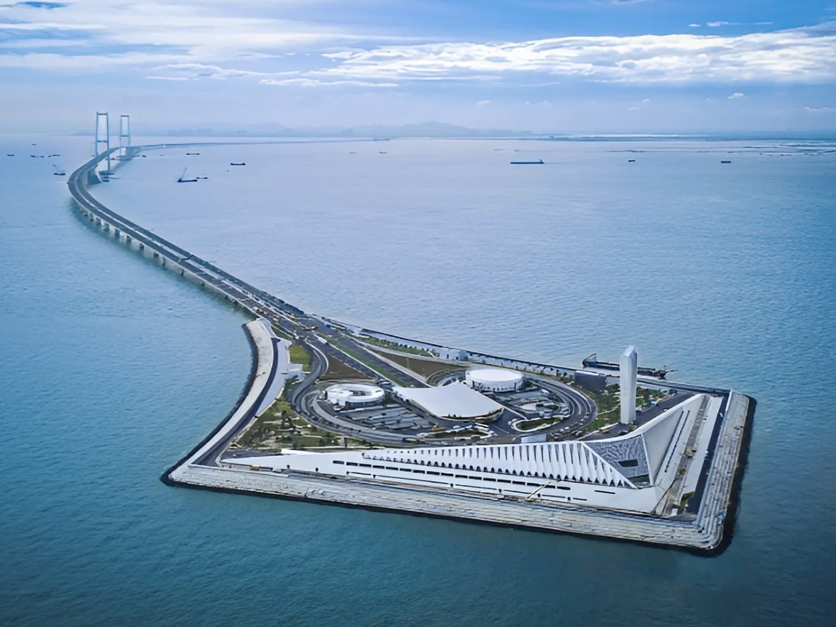 2025 年值得关注的建筑趋势：亲生物设计、适应性再利用等