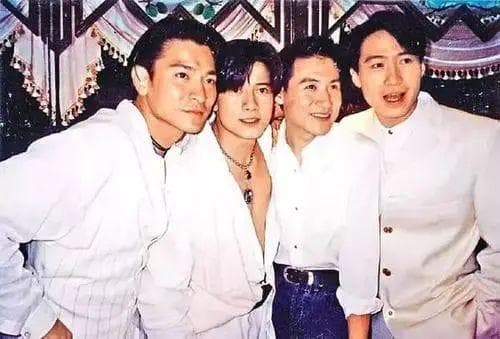 从刘德华到陈伟霆：港娱20年变迁路