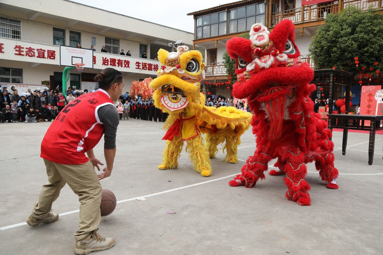 贞丰县必克村：多彩民俗闹新春 古寨焕发新活力