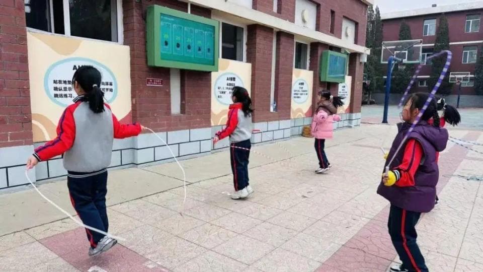 内蒙古推行中小学生每天2小时体育活动：政策落地需多方协同
