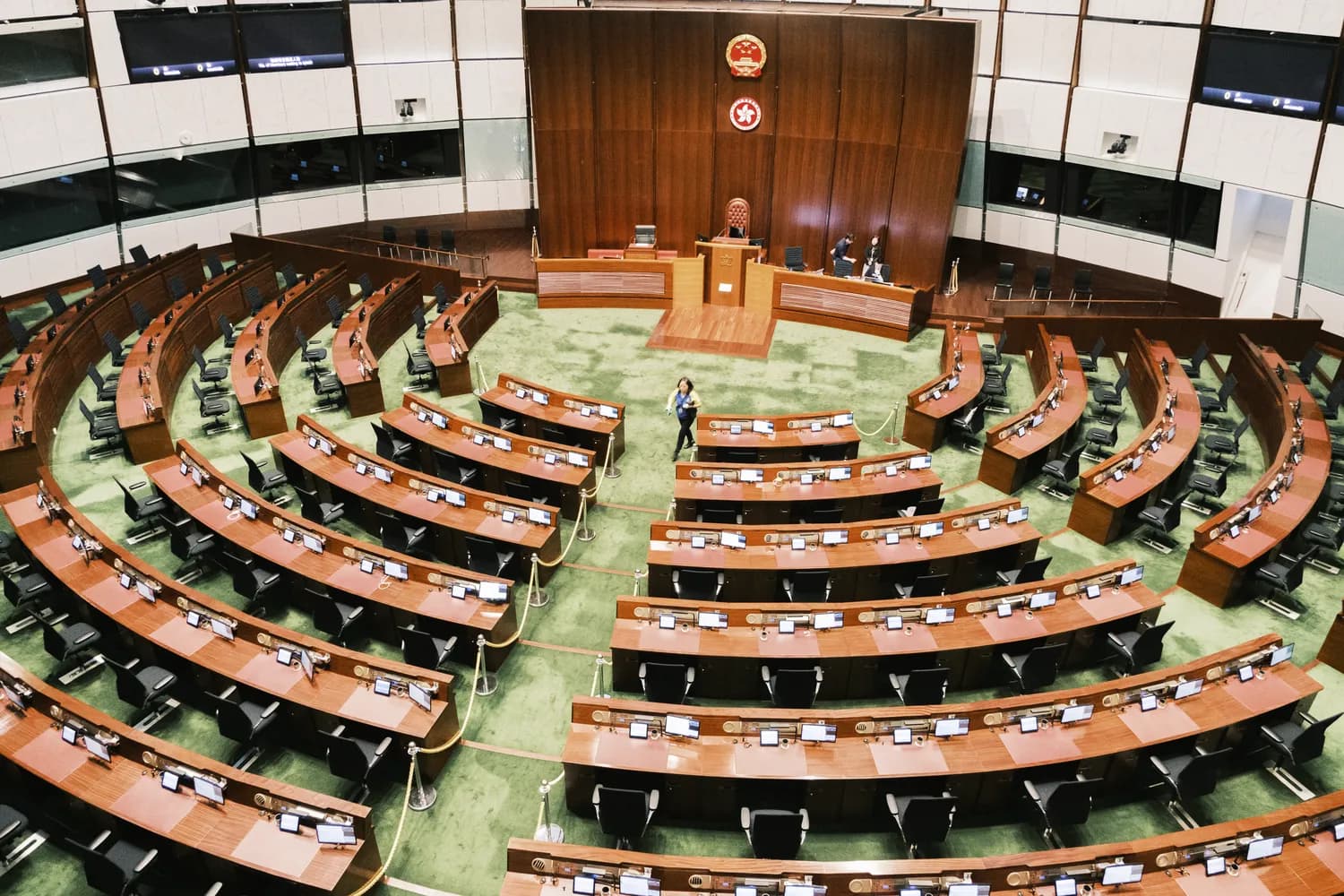 从韩国到中国：狗肉节背后的文明冲突