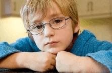 孩子经常玩网游、刷短视频就是网络成瘾吗？