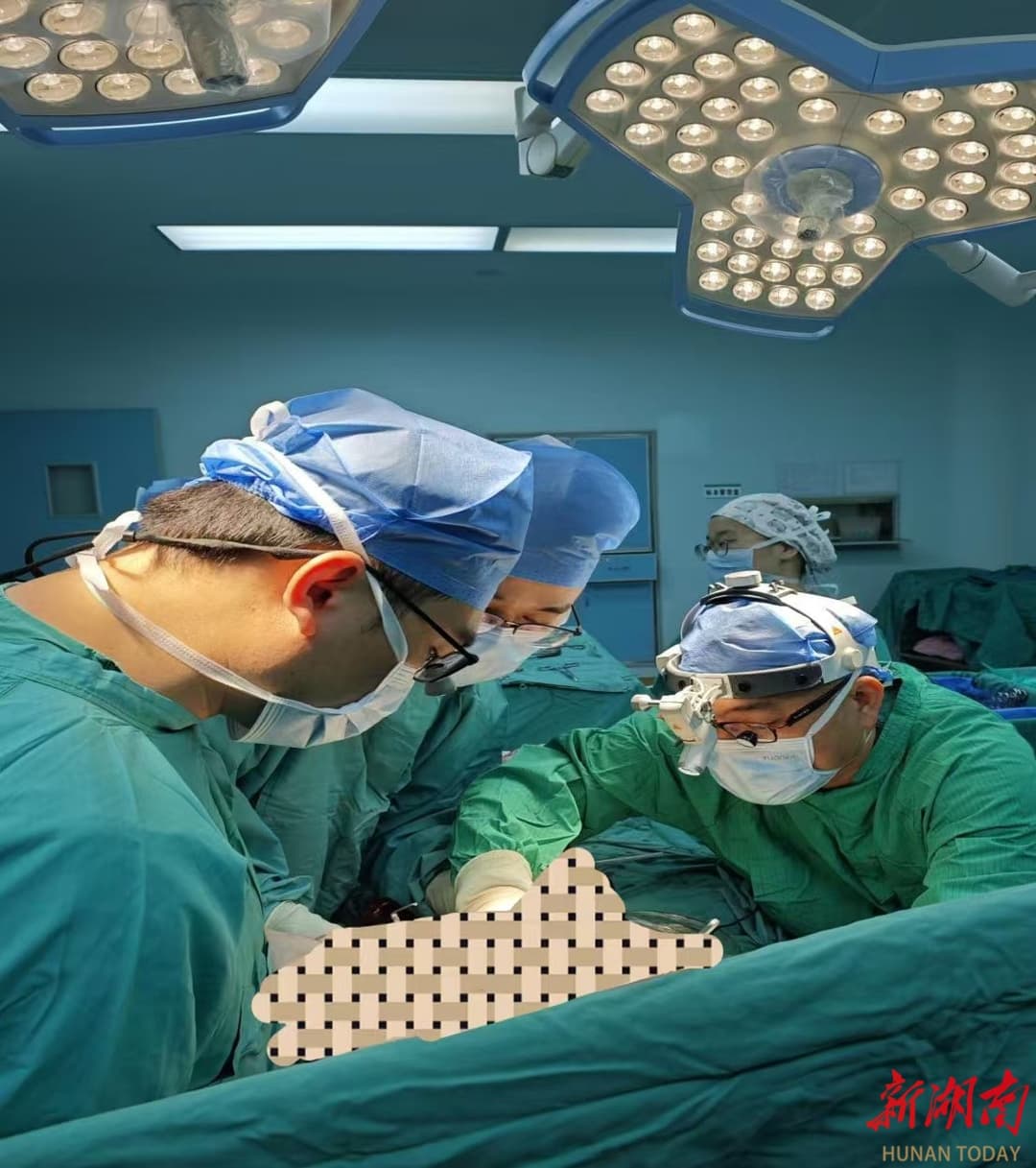 南华附二医院成功为先心病患者实施法洛四联症根治术