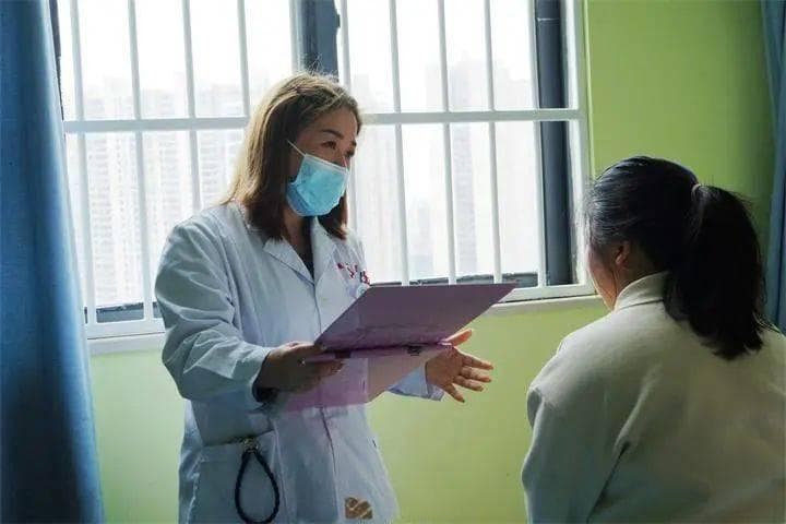 校园霸凌背后的心理伤害如何疗愈？心理专家全面解析“霸凌之伤”