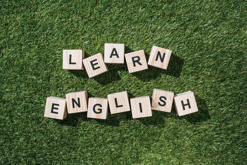 新加坡留学生在留学期间如何提升自己的英语能力？
