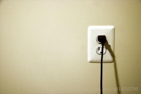 下雨闪电打雷时手机和WiFi的使用误区知多少