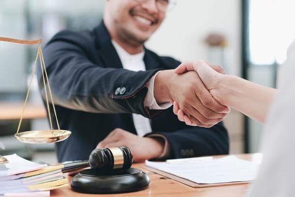 检察院司法警察待遇解析：薪资、福利与职业发展全解读