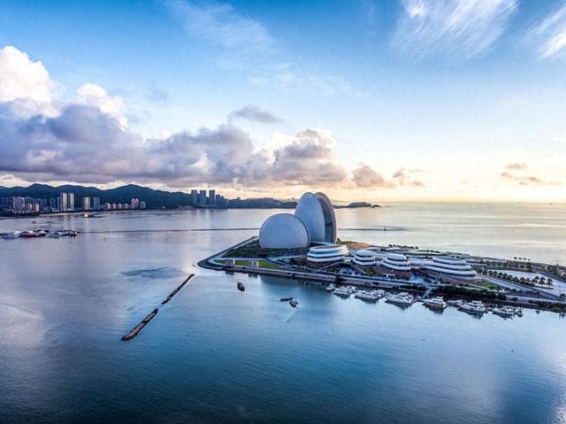 DeepSeek评中国最宜居城市：珠海香洲区如何实现生态与发展的完美平衡？
