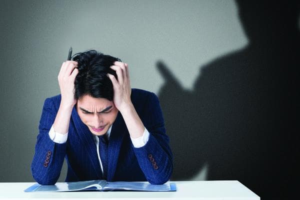 探讨争议：小说中的社会议题与人性思考