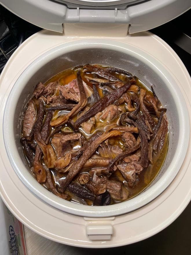 老鸭汤：两步做出汤鲜味美的滋补佳品