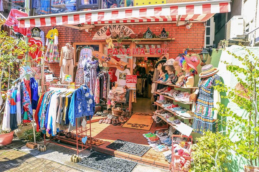 新宿、涩谷、银座：东京十大购物区特色指南