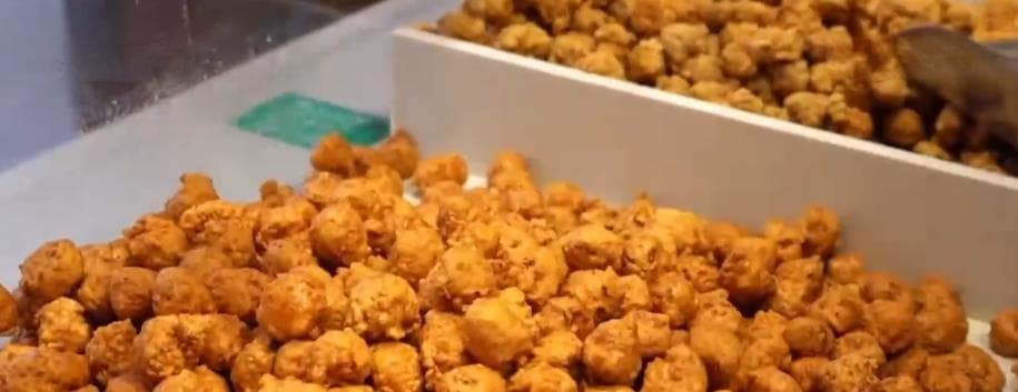 特色美食年货走俏 丰富百姓“舌尖上的年味”