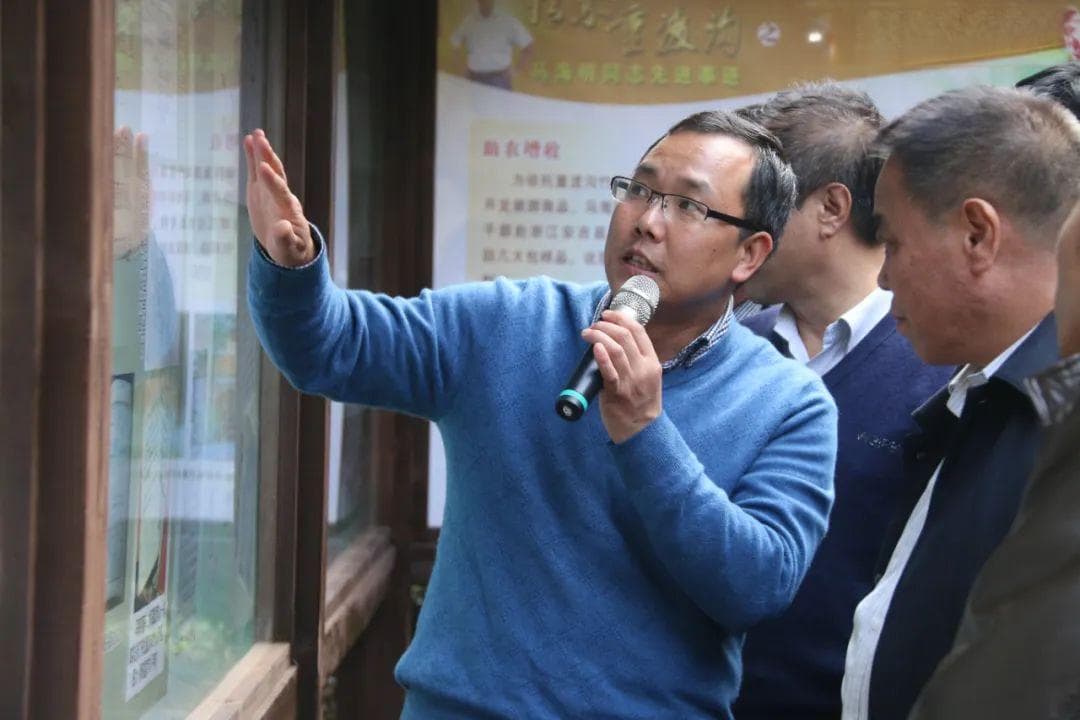 重渡沟的拓荒人：刘海峰的奋斗故事