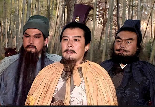 三国为何都是单字名？如曹操刘备孙权，单字名有何寓意？