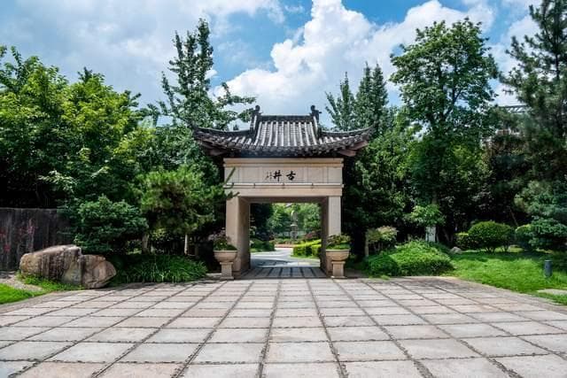 实拍宜春“小上海”，天然温泉六七十度，老人普遍长寿