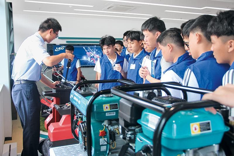 这里的技能人才站C位