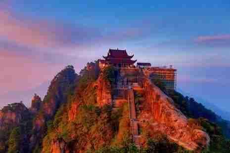 九华山寺庙全攻略：必去寺庙推荐及旅游注意事项