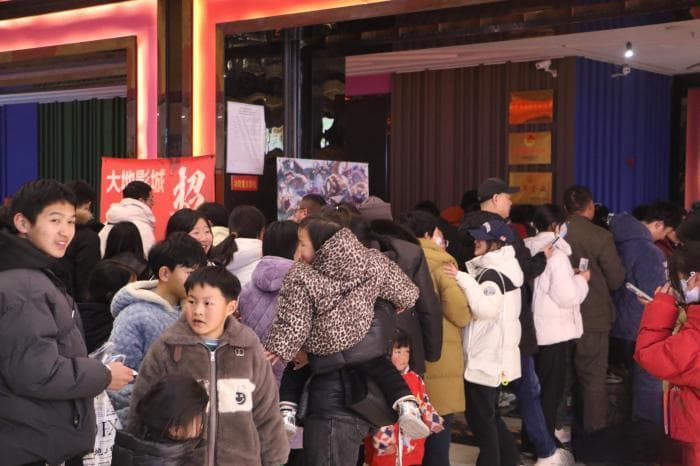 “哪吒”带火千年古城 观影热催生文化溯源潮