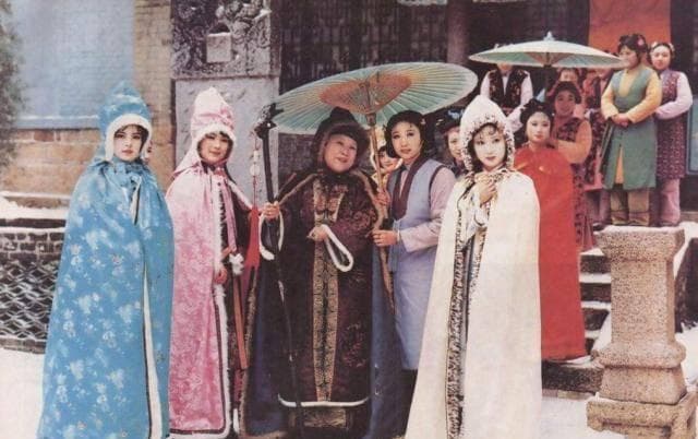 名著《红楼梦》为何会成为清朝禁书？主要原因有这三点