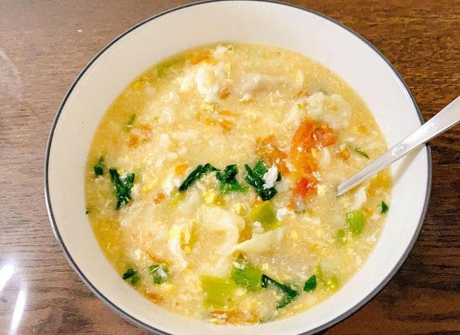 平菇蛋花汤制作详解：清淡美味，营养丰富，简单易学