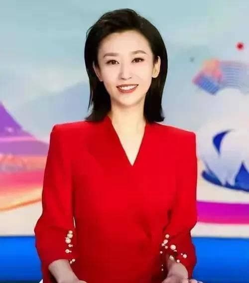 王音棋：从江苏小城到央视春晚的主持新星