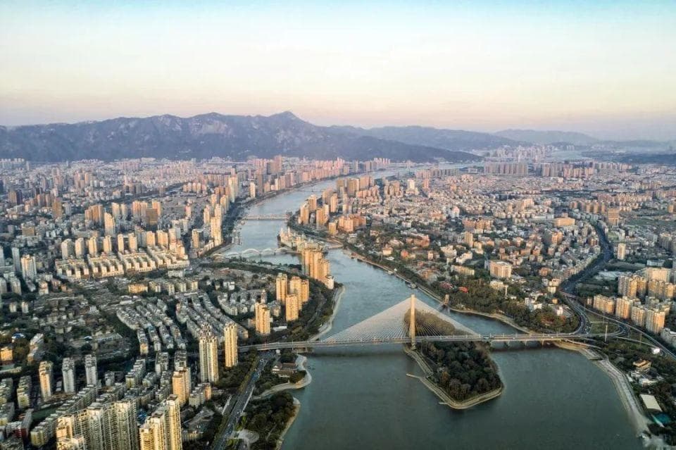 福州旅游必去十大景点，炫彩福州，踏上文化之旅与自然之美！