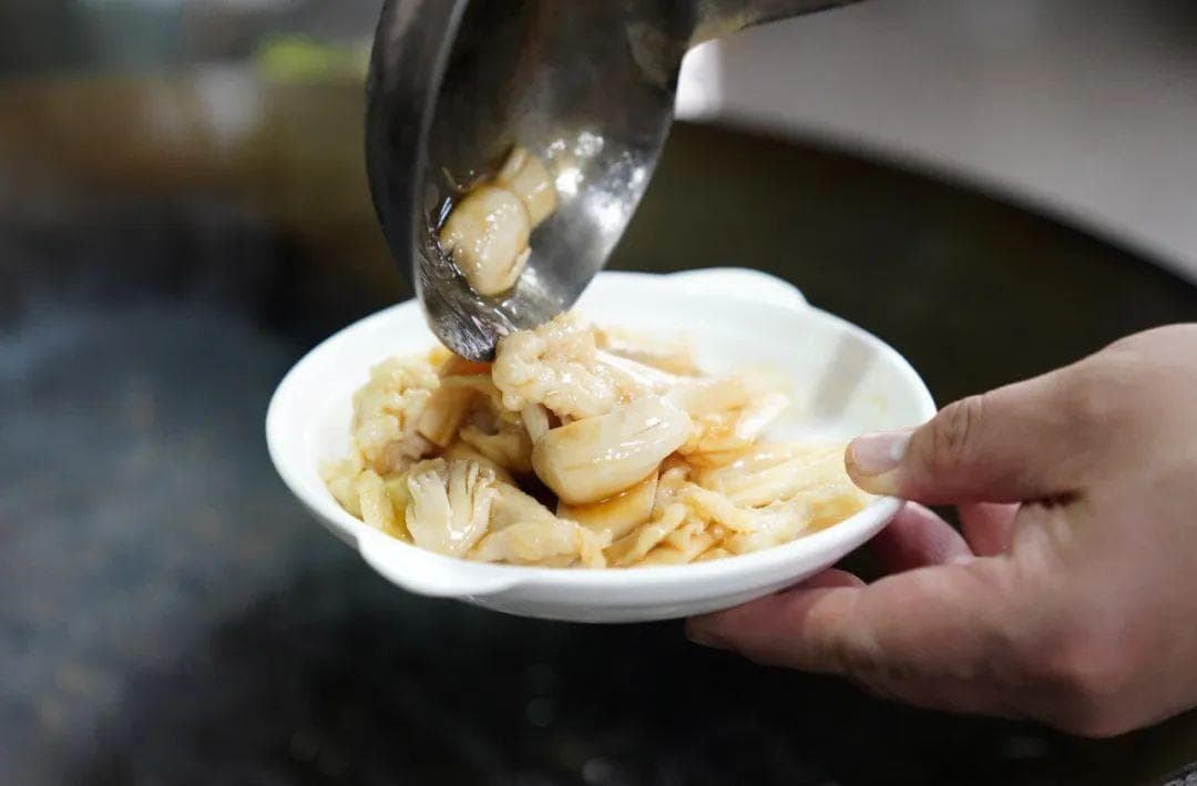 有毒致癌！告诉爸妈别再用这种油炒菜，危害真不小！