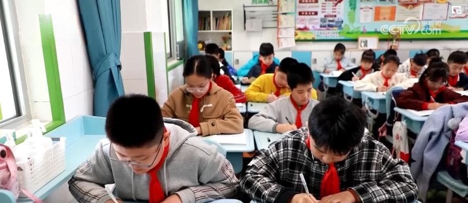优化作业设置、拓展午休空间 让中小学生能够“舒坦睡”