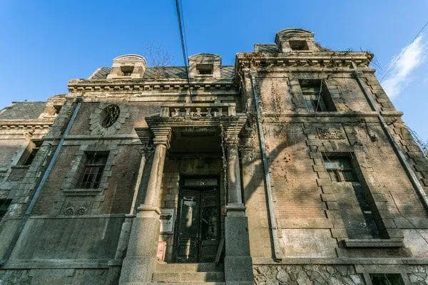 百年建筑朝内81号院修缮后首次开放，历史韵味与现代元素完美融合