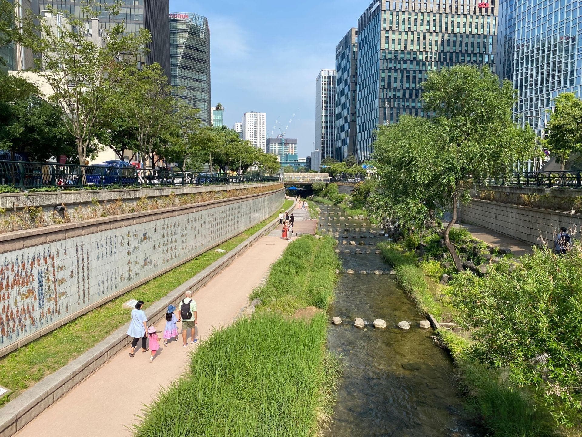 一条城市“暗渠”何以变成生态文旅胜地？