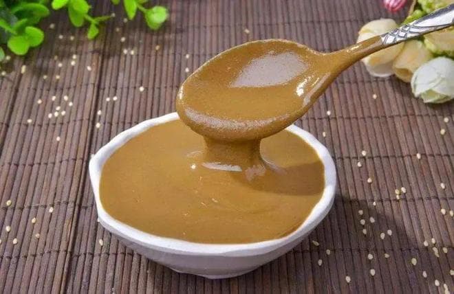 蘸料的重要性：芝麻酱的调制技巧