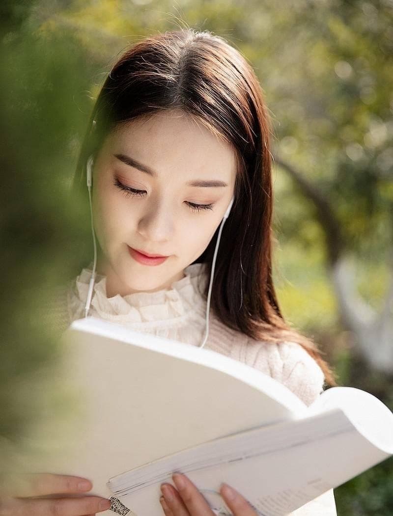 纸质书和电子书的优缺点